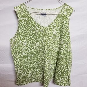 Basic Editions Leafy Green and White Tank Top